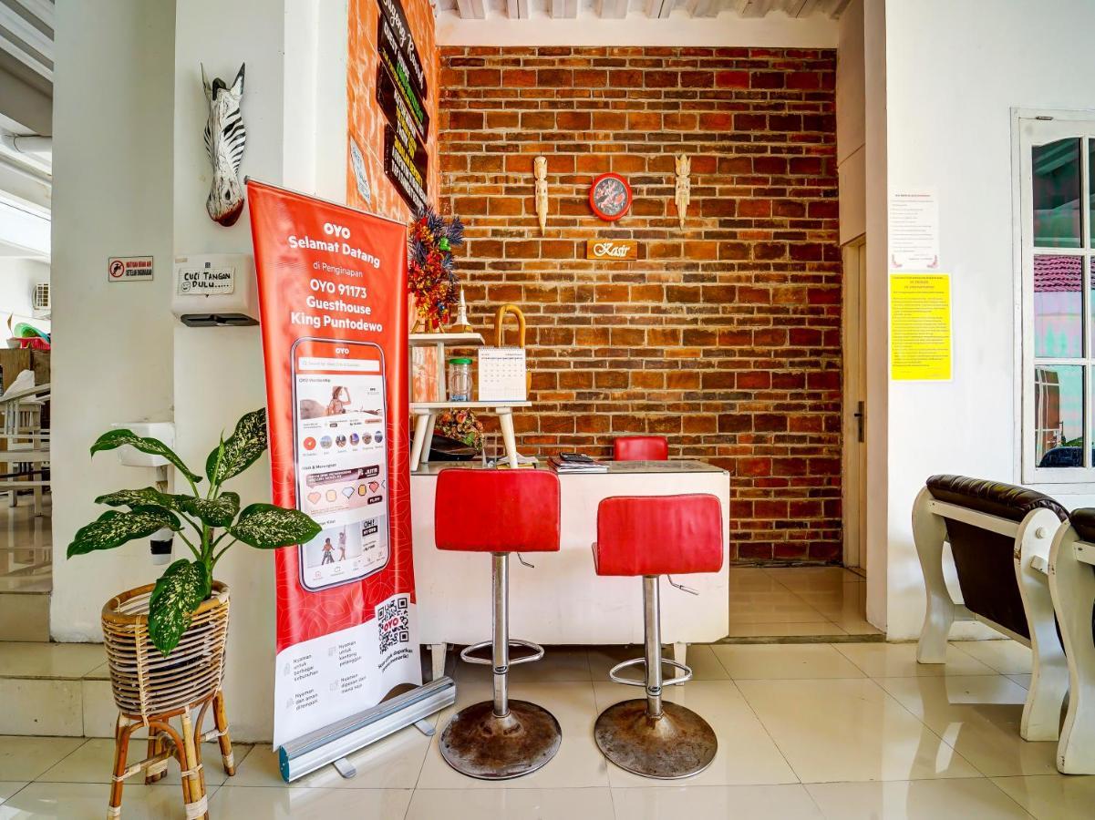 Super Oyo 91173 Guesthouse King Puntodewo Pakualaman Exterior foto