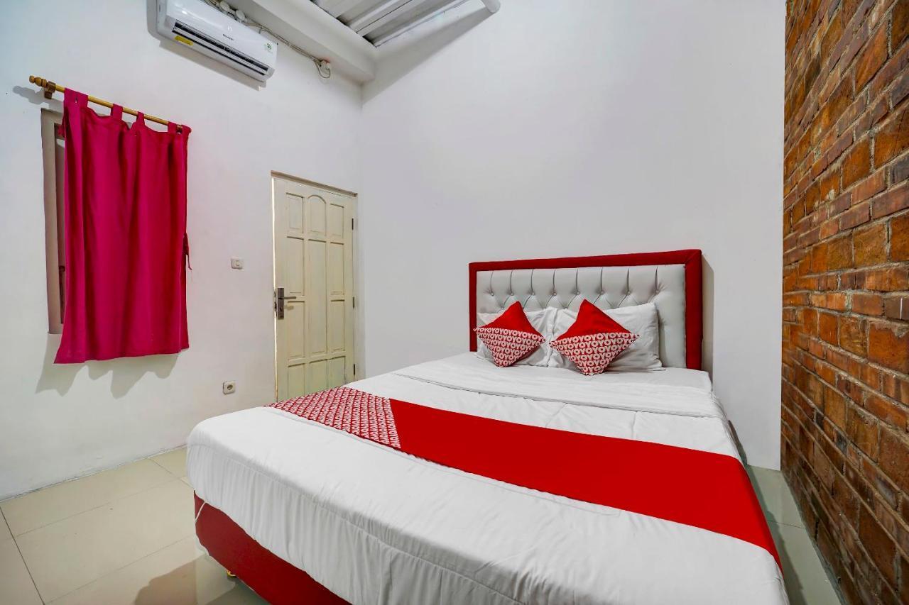 Super Oyo 91173 Guesthouse King Puntodewo Pakualaman Exterior foto